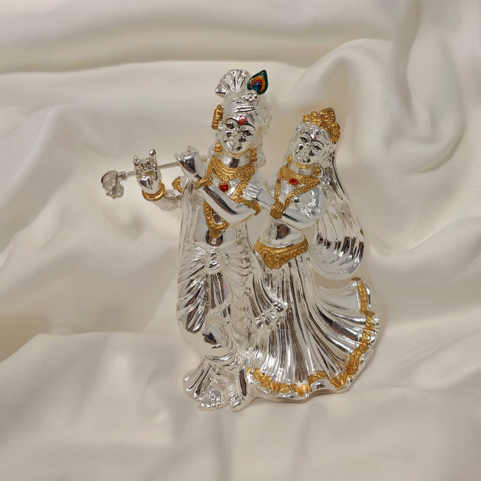 iconic lord radha krishna